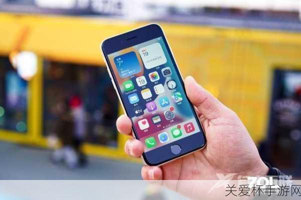 苹果新纪元，iPhone SE3燃爆手游界，iPad Air 5G版引领云端畅玩新风尚！